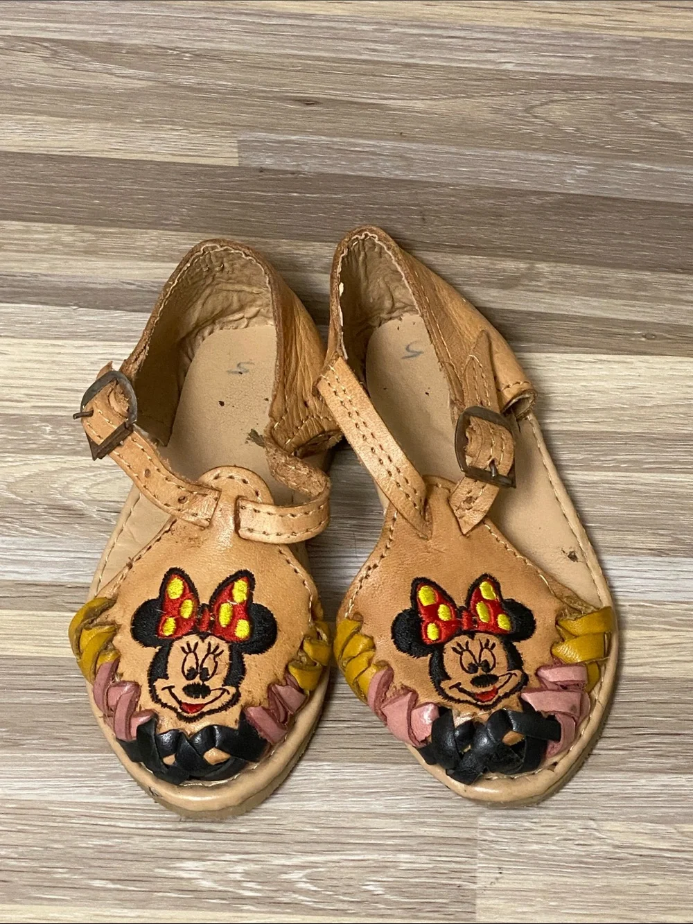 Disney Tan Minnie Mouse Leather T-Strap Sandals with Colorful Trim vintage